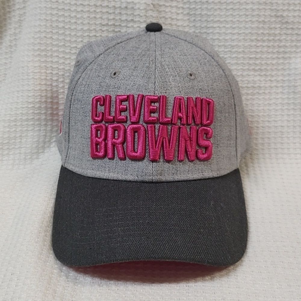 New Era Cleveland Browns Breast Cancer Stretchfit Hat - NWOT
